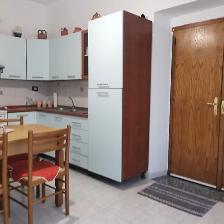 Sinopoli Casa بيت للعطل Satriano